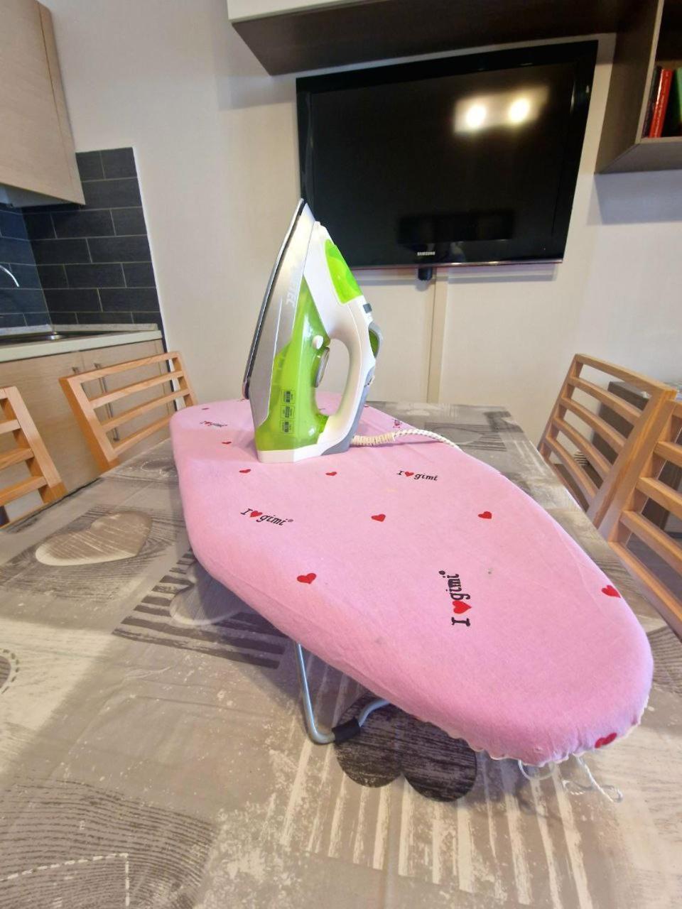 Apartment Domus Livio, 7 Min Fco Airport, Free Wifi, Garden Apartment, 2 Tv Hd *